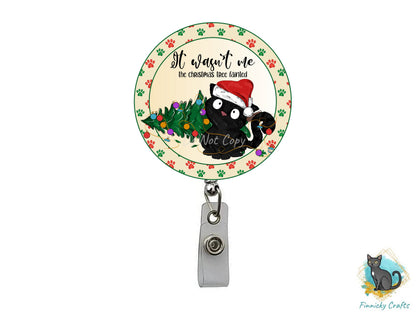 Funny Christmas Cat Door Sign PNG, It Wasn't Me the tree fainted Round Door Sign Digital Download for Sublimation, Door Hanger PNG