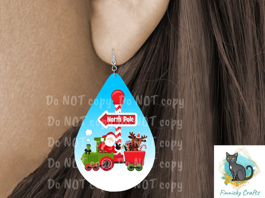 Santa Train Teardrop Shape png - Earring Png - Teardrop Download