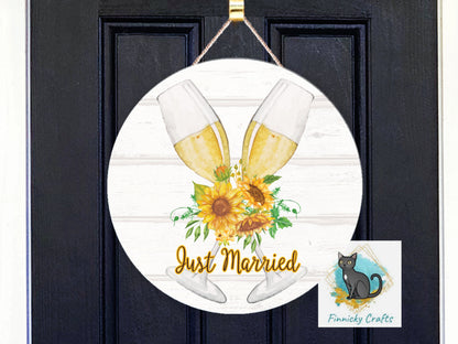 Rustic Just Married Sublimation Design  - Round Sign - T-shirt Design - Digital Download