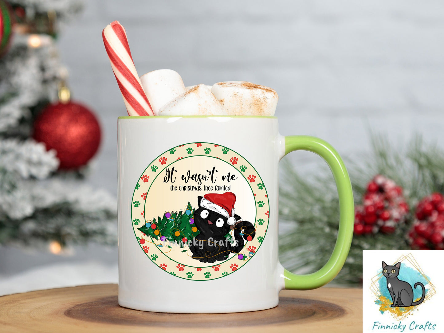 Funny Christmas Cat Door Sign PNG, It Wasn't Me the tree fainted Round Door Sign Digital Download for Sublimation, Door Hanger PNG