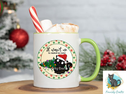 Funny Christmas Cat Door Sign PNG, It Wasn't Me the tree fainted Round Door Sign Digital Download for Sublimation, Door Hanger PNG