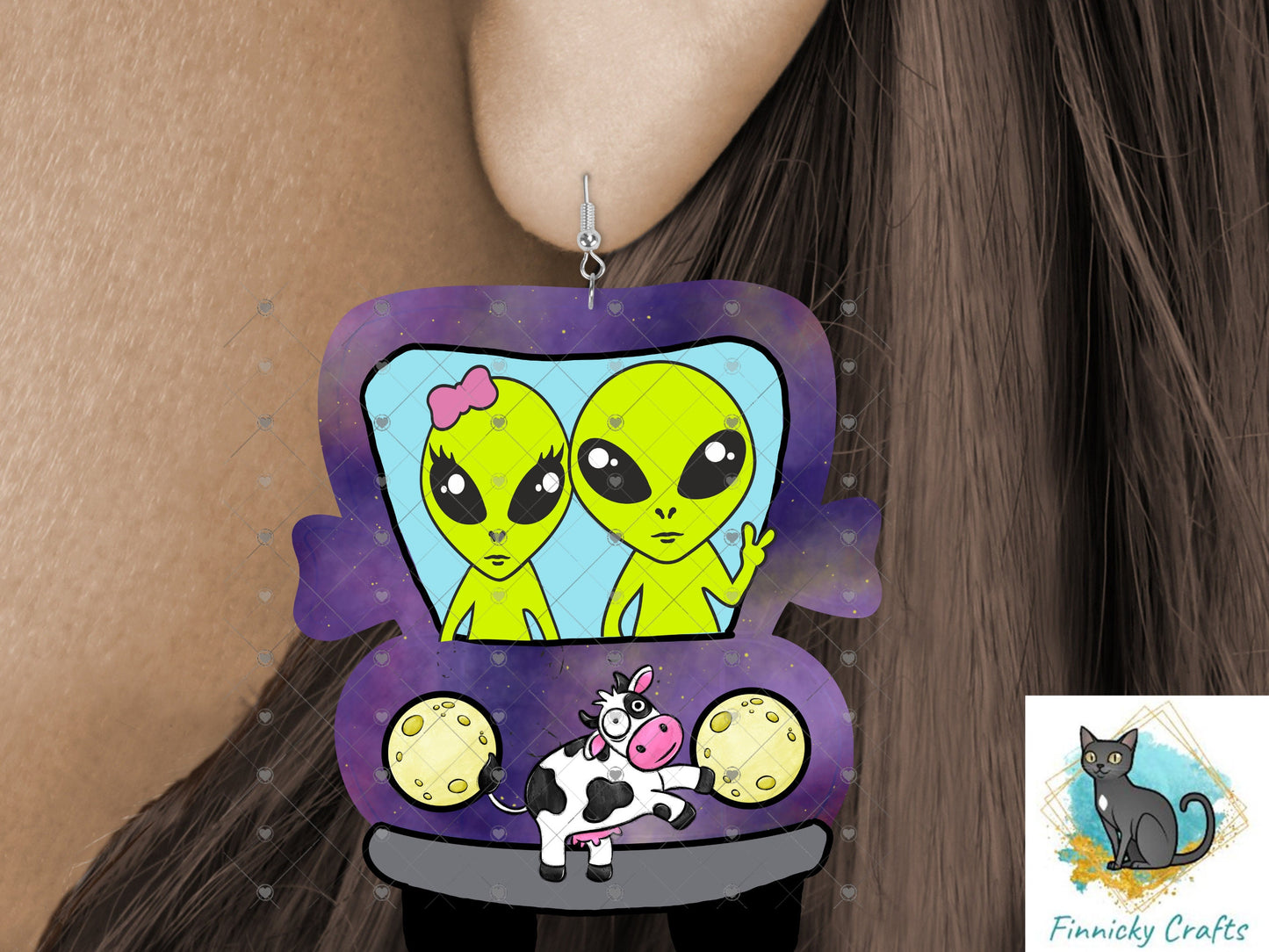 Aliens Truck Sublimation Design  - Earrings, Badge Reel, Bag, Door Sign - T-shirt Design - Digital Download